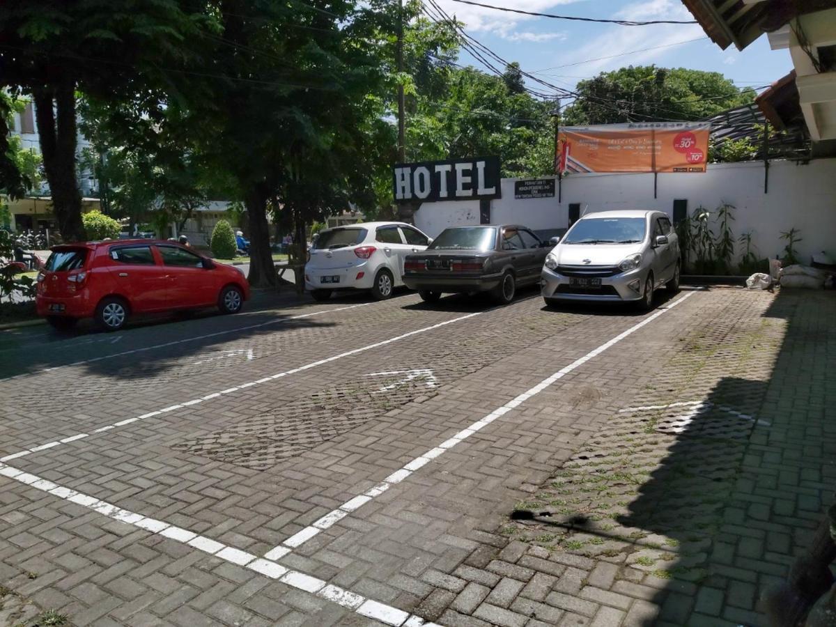 New Bali Indah Hotel Bandung Exteriör bild