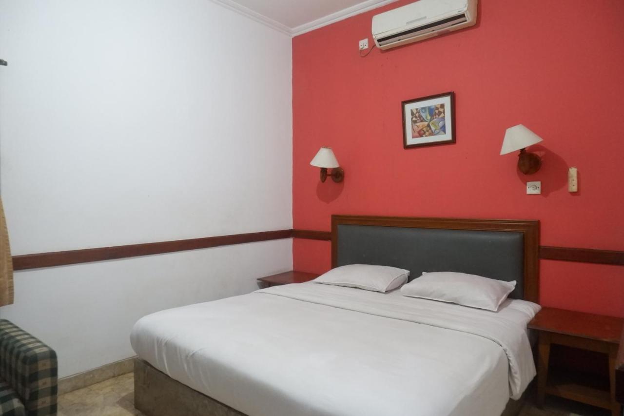 New Bali Indah Hotel Bandung Exteriör bild